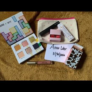 Makeup bundle